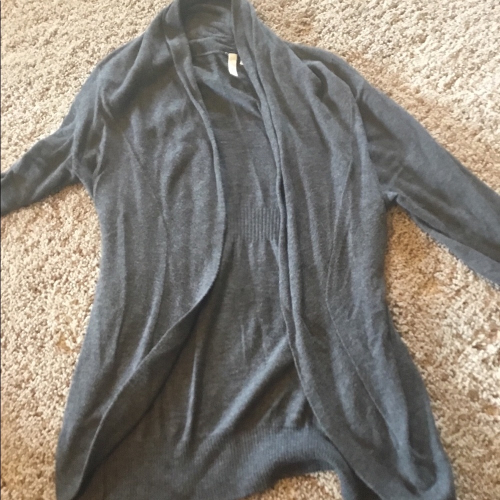 Cardigan sweater